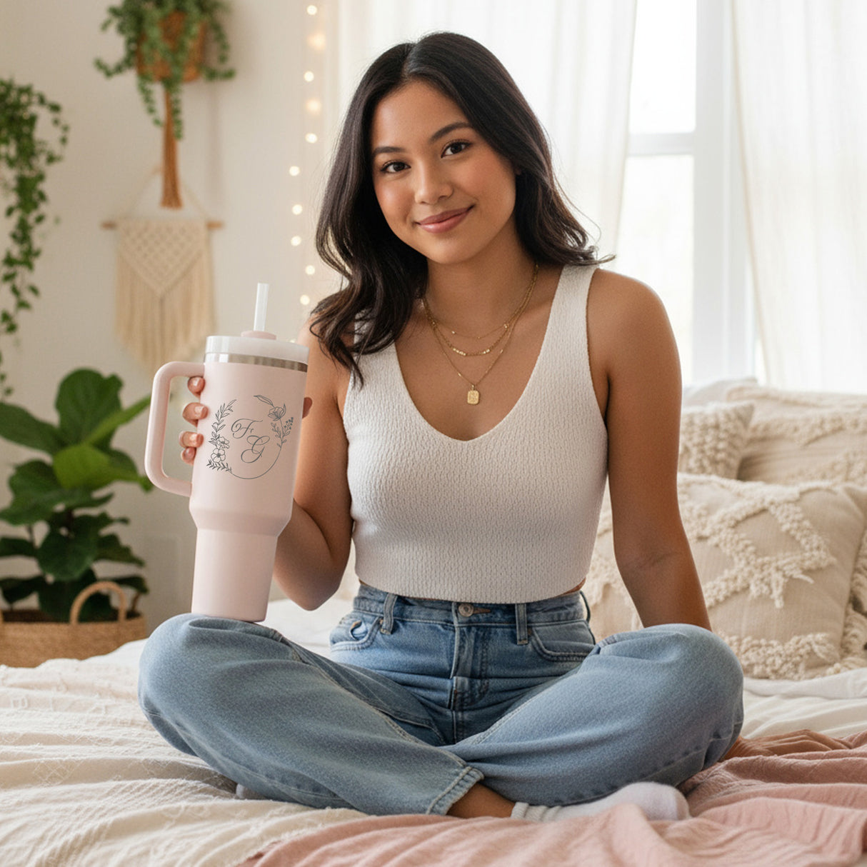 Oval Wreath with Initials 40oz Personalized Tumbler with Name
