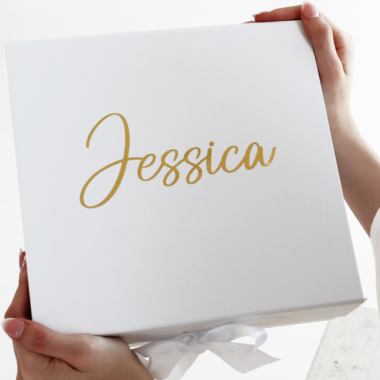 Custom gift box packaging for makeup bags, luxury personalized gift bundle for her.