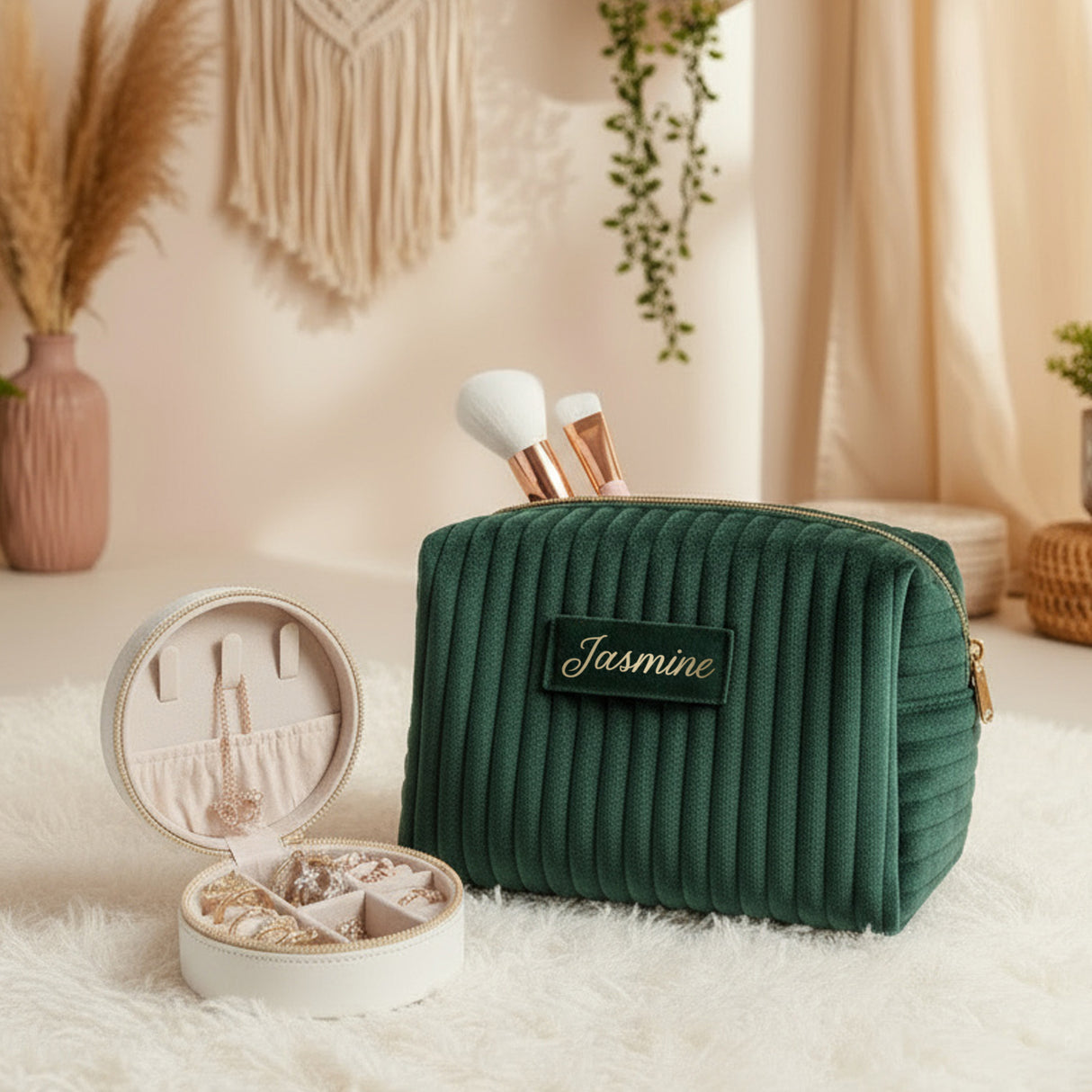 Dark green and ivory makeup bag and jewelry case gifts set for her. Personalized Christmas gifts for teen girls.