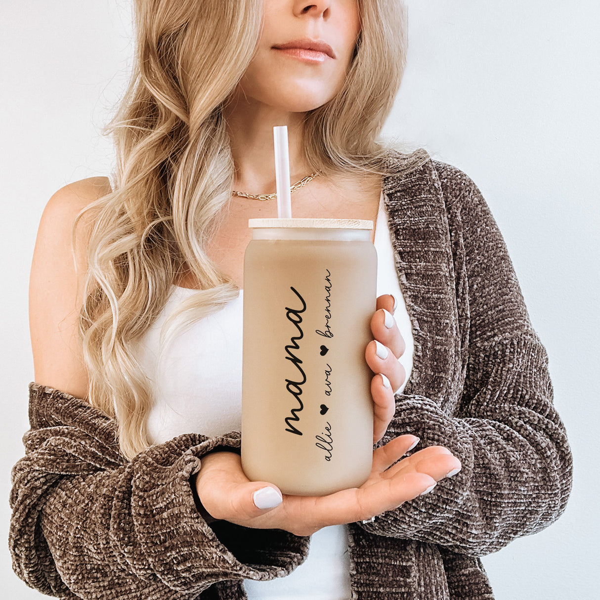 Libbey glass can with bamboo lid and straw, a personalized iced coffee tumbler with year for mom. Gift ideas for moms who love coffee.