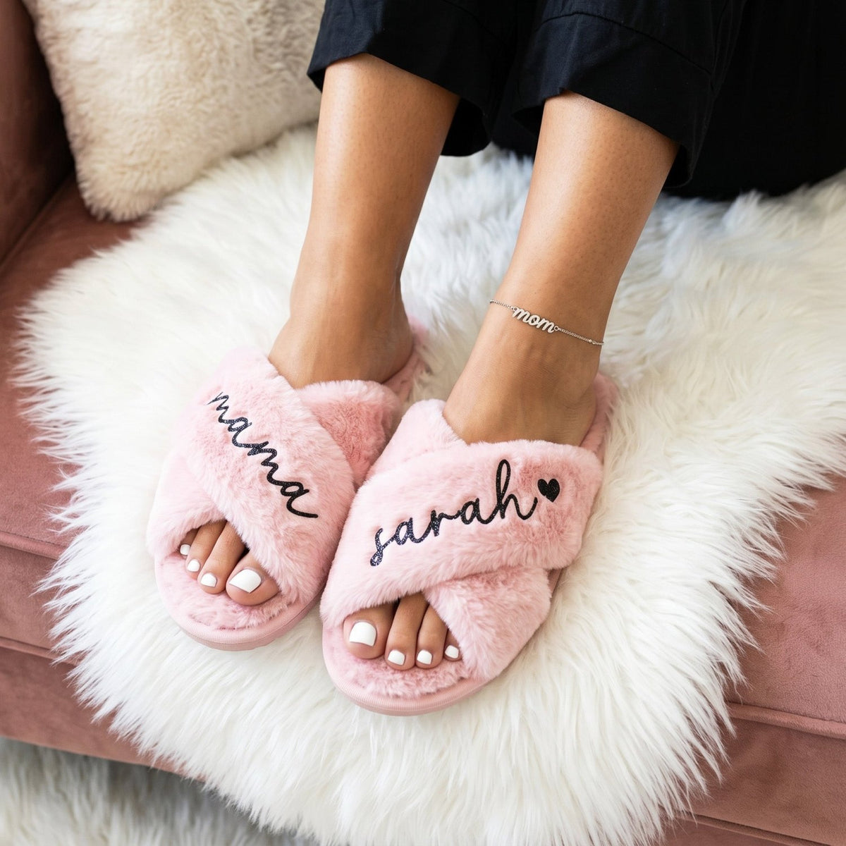 Custom fluffy slippers with mom names for a perfect mother's day or birthday day gift for mom.