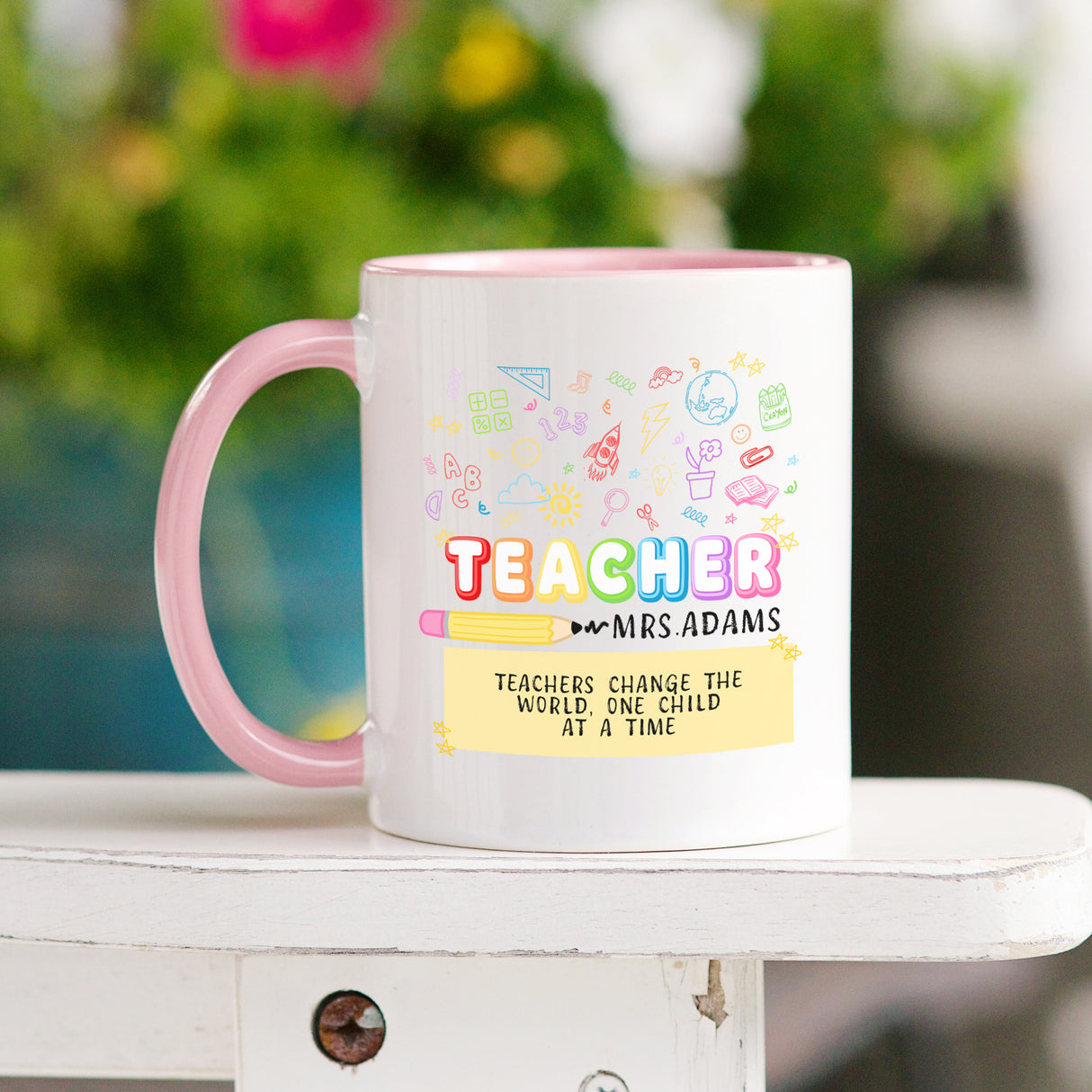 Great Christmas gift for educators. Custom teacher appreciation mug with name.