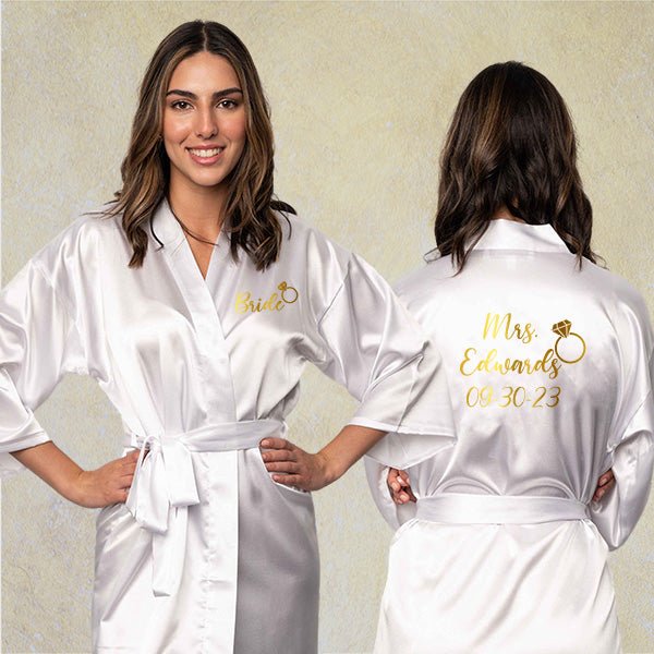 Personalized bride robe with name, last name, date and ring symbol. This custom bride robe can be customized with any text. Great for getting ready for wedding. Several colors and sizes available. all SKUs