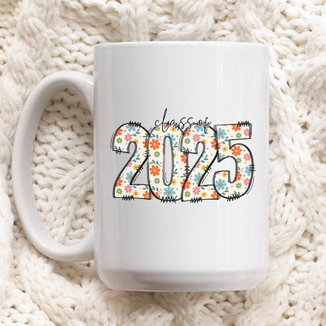 Cute simple floral Graduation Mug with Class of 2025 design. Class of 2025 coffee mug with pastel flower design, graduation gift for women.
