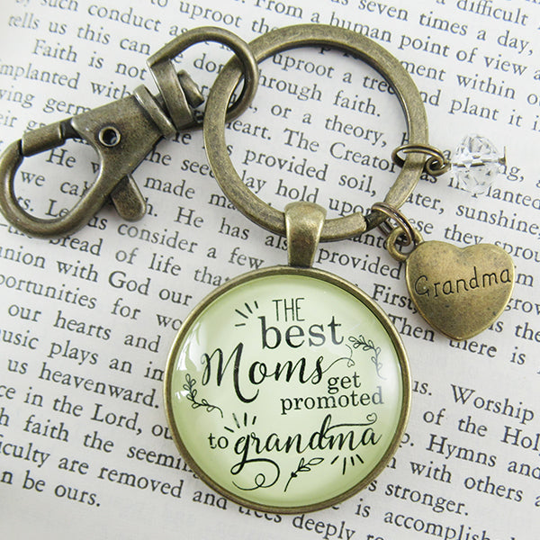 Pregnancy-annoucment-grandma-baby-reveal-keychain; Promoted to Grandma; Best Mom Keychain; Pregnancy Reveal - Lifestyle