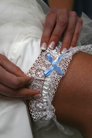 Ivory Wedding Garter Set, No Slip Grip Garter Toss and Keepsake. Dusty Blue  White Blush Rhinestone Lace Bridal Garter Belt Rosette Plus Size 