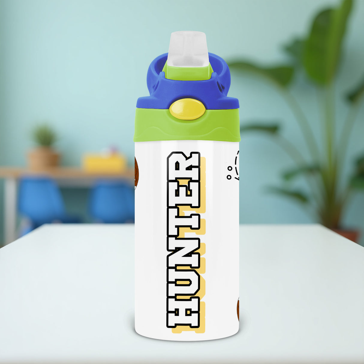 The football-themed sippy cup is ideal for toddlers to use at school. This kids back-to-school tumbler features a custom football design and name.