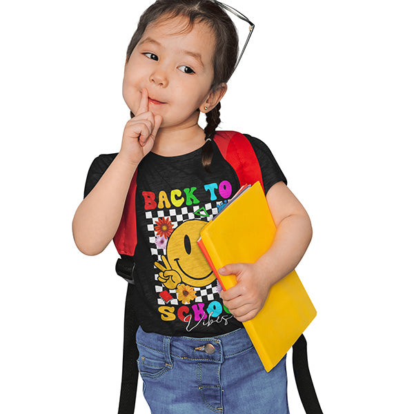 Kindergarten shirt for back to school in beautiful bright colors in a retro design. all SKUs
