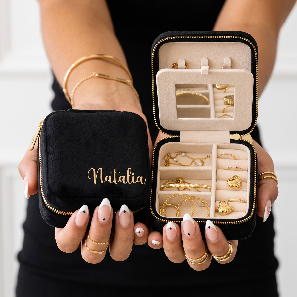 Black and Gold Quinceanera Gift Box w Rhinestone Cup and Jewely Box