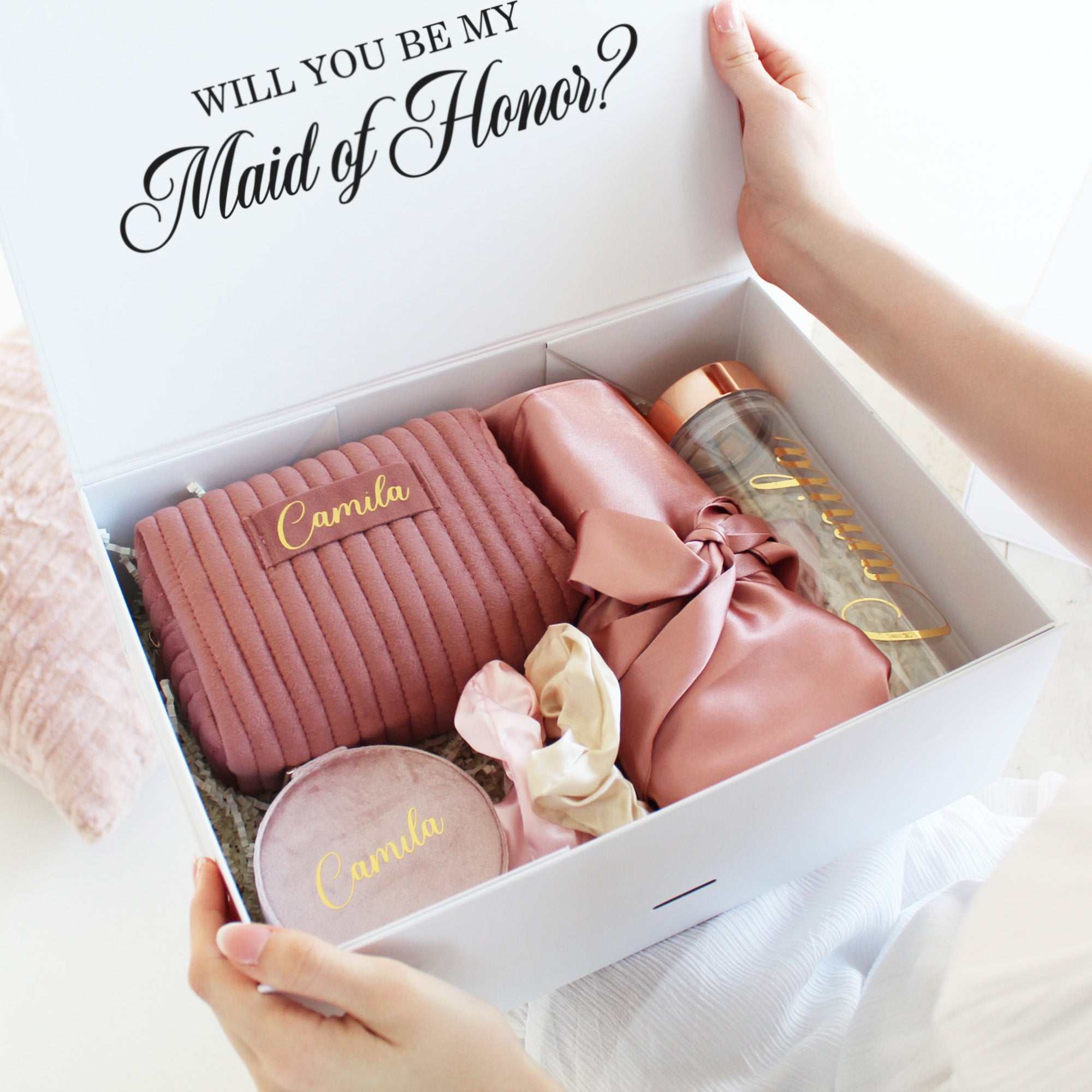 Custom wedding gift box for bridesmaid proposals and maid of honor gifts, personalized with names and perfect for bachelorette parties, bridal showers, and wedding day surprises.