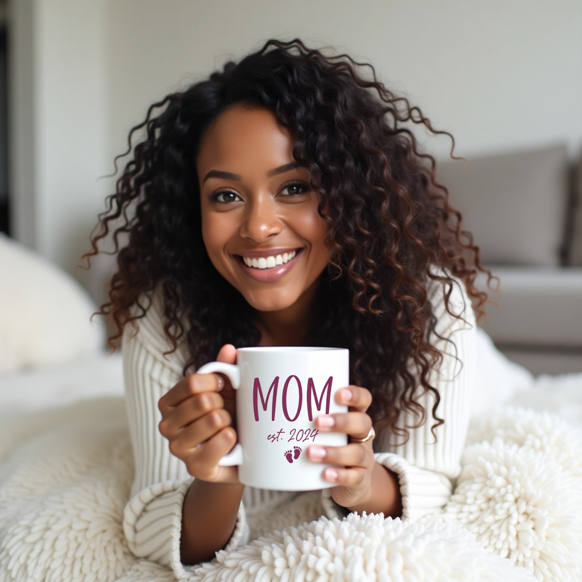 The perfect gift for new parents, this personalized baby feet mug can be customized with birth year.