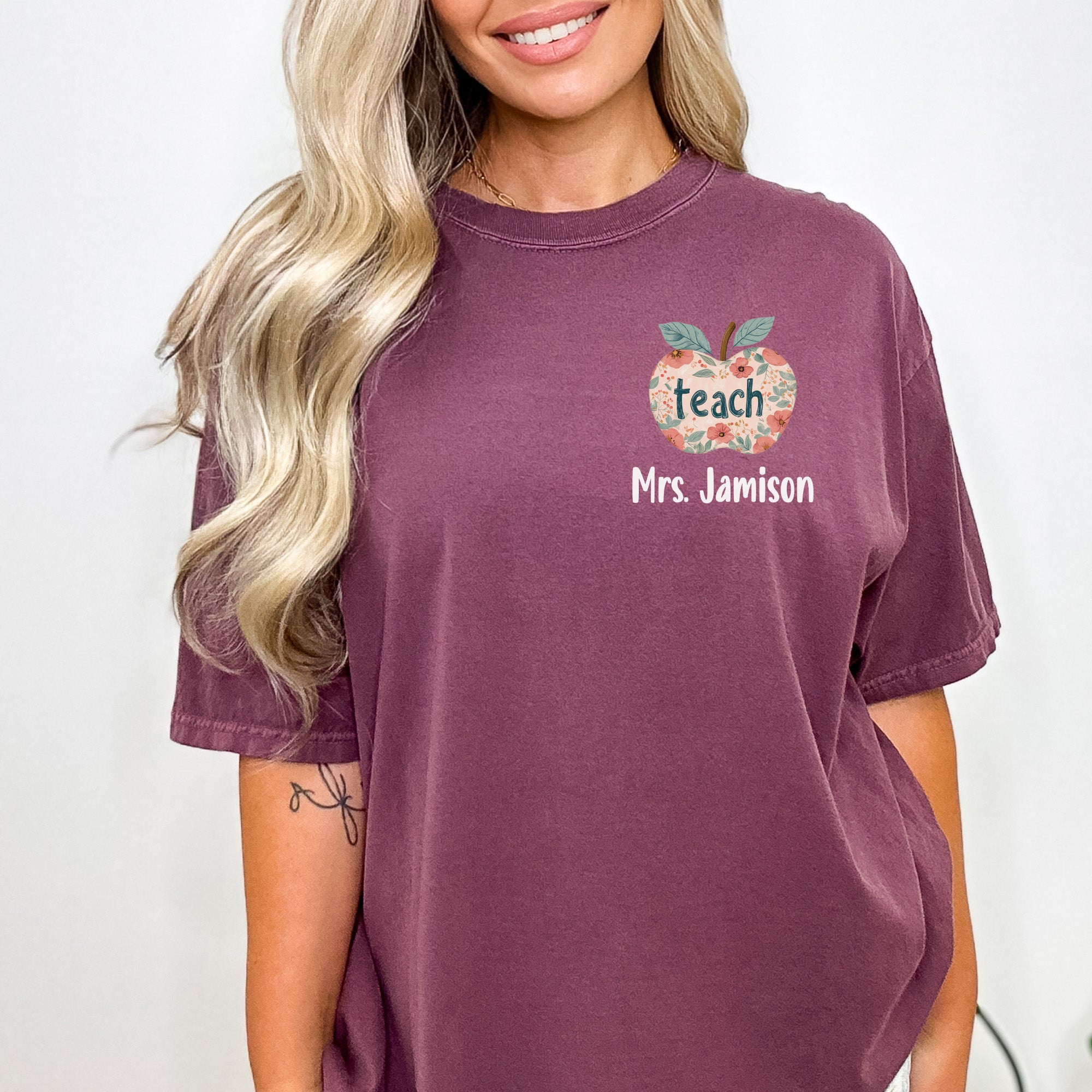 What to get my kids teachers. Gifts from student to teacher. Affordable teacher appreciation gifts. Gift to wife that is a teacher. 